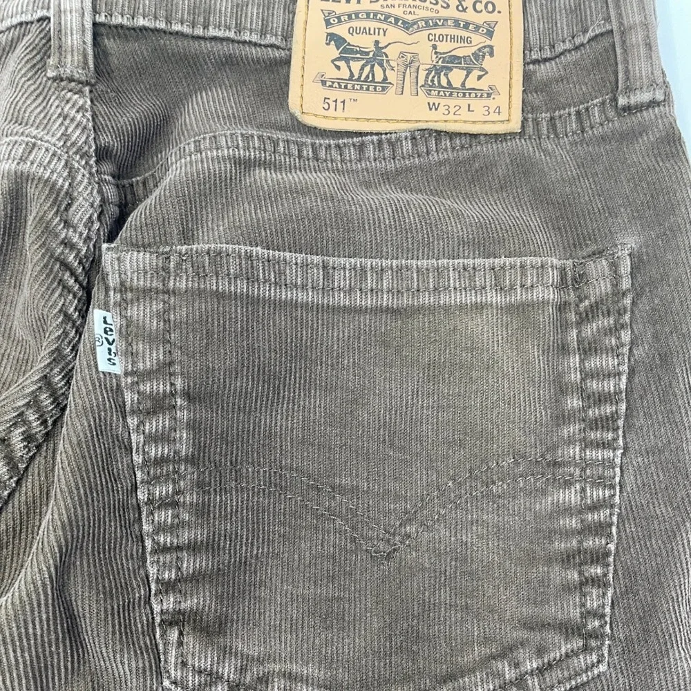 Levi's‎ 511 Men's 32x34 Brown Corduroy Straight Leg Pants Classic Fit